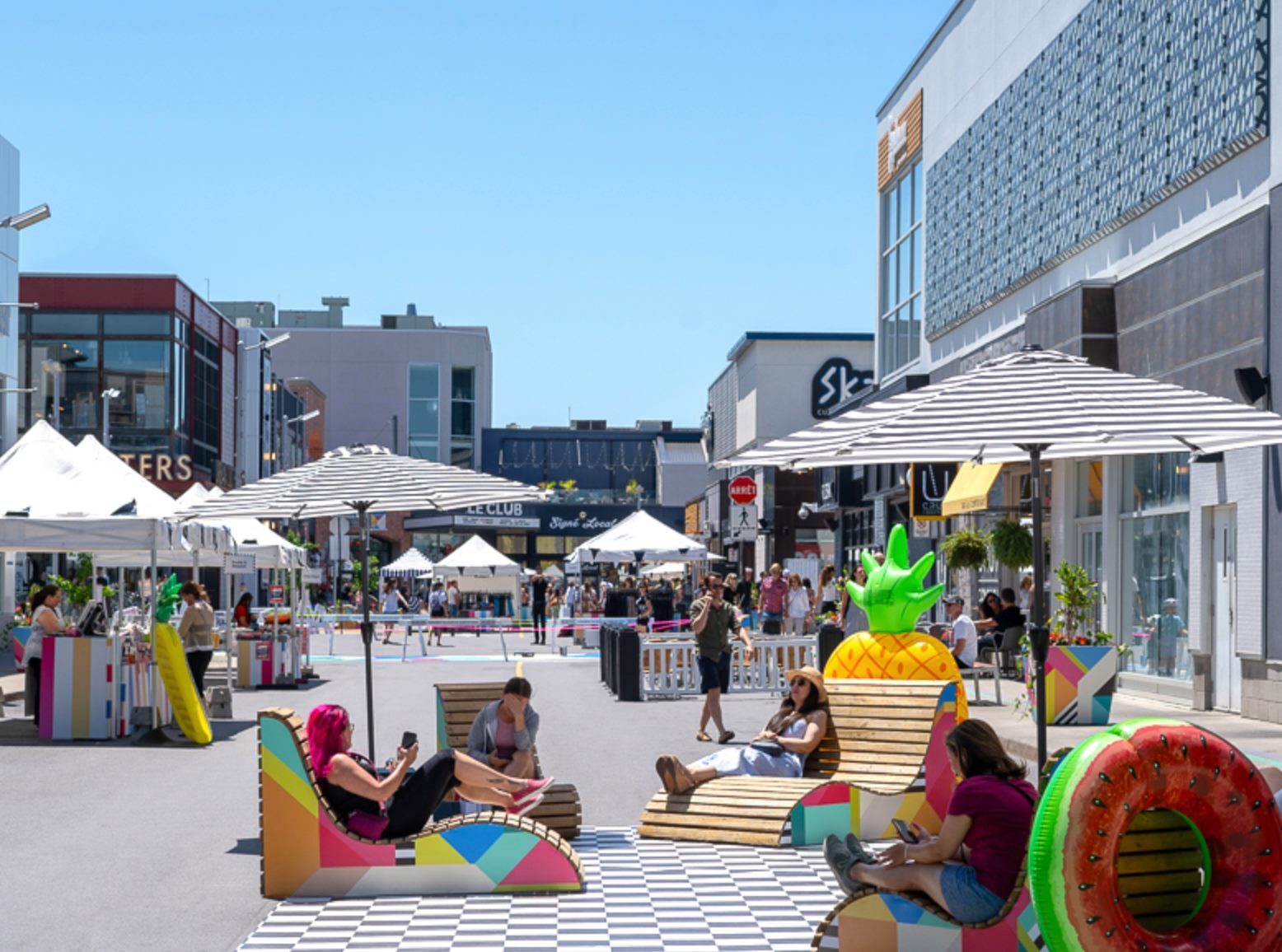Quartier DIX30 — retail · Quartier DIX30